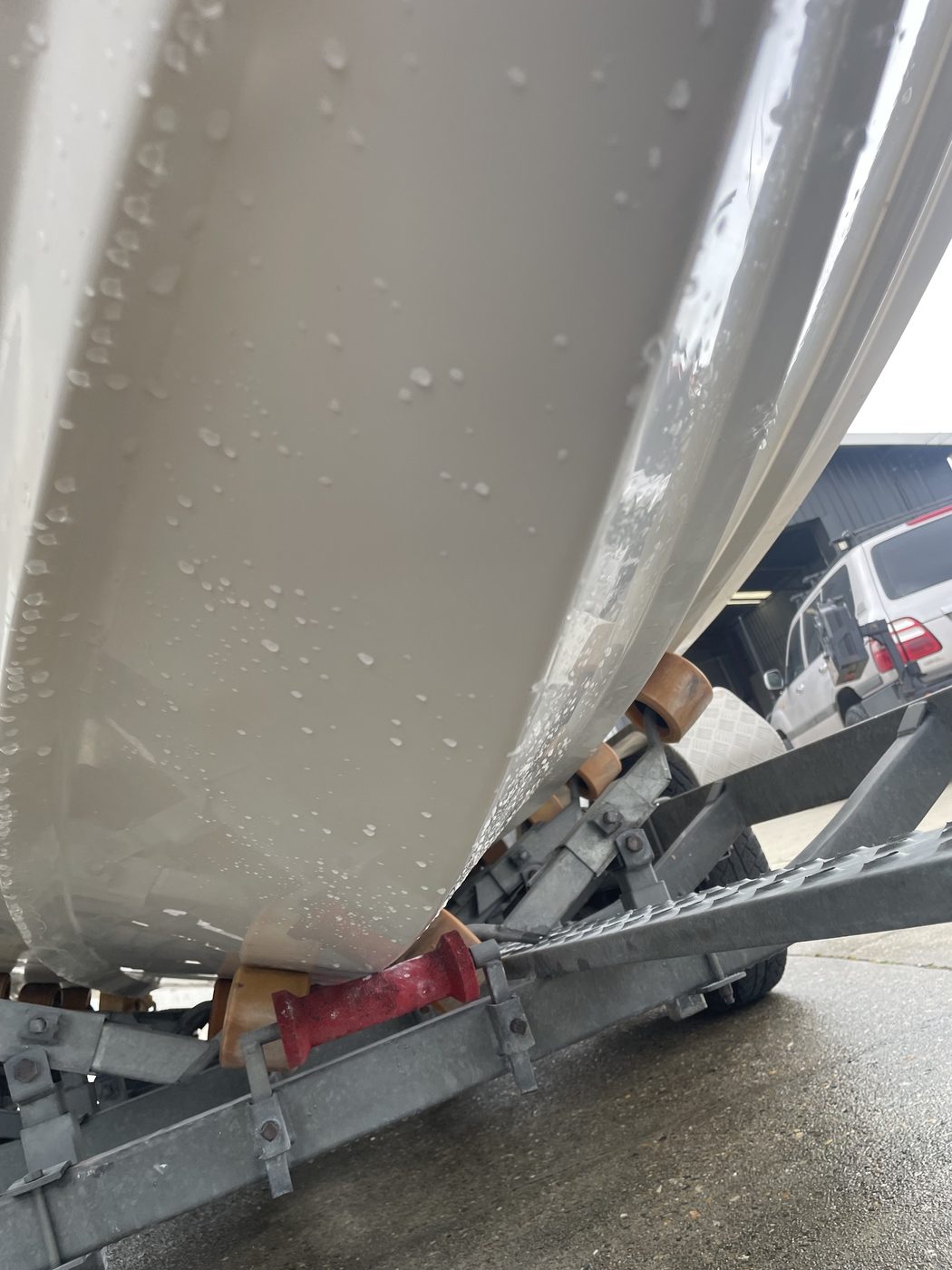 Cruise Craft boat keel repaired, faired, gelcoated and polished after fibreglass repair, Brisbane